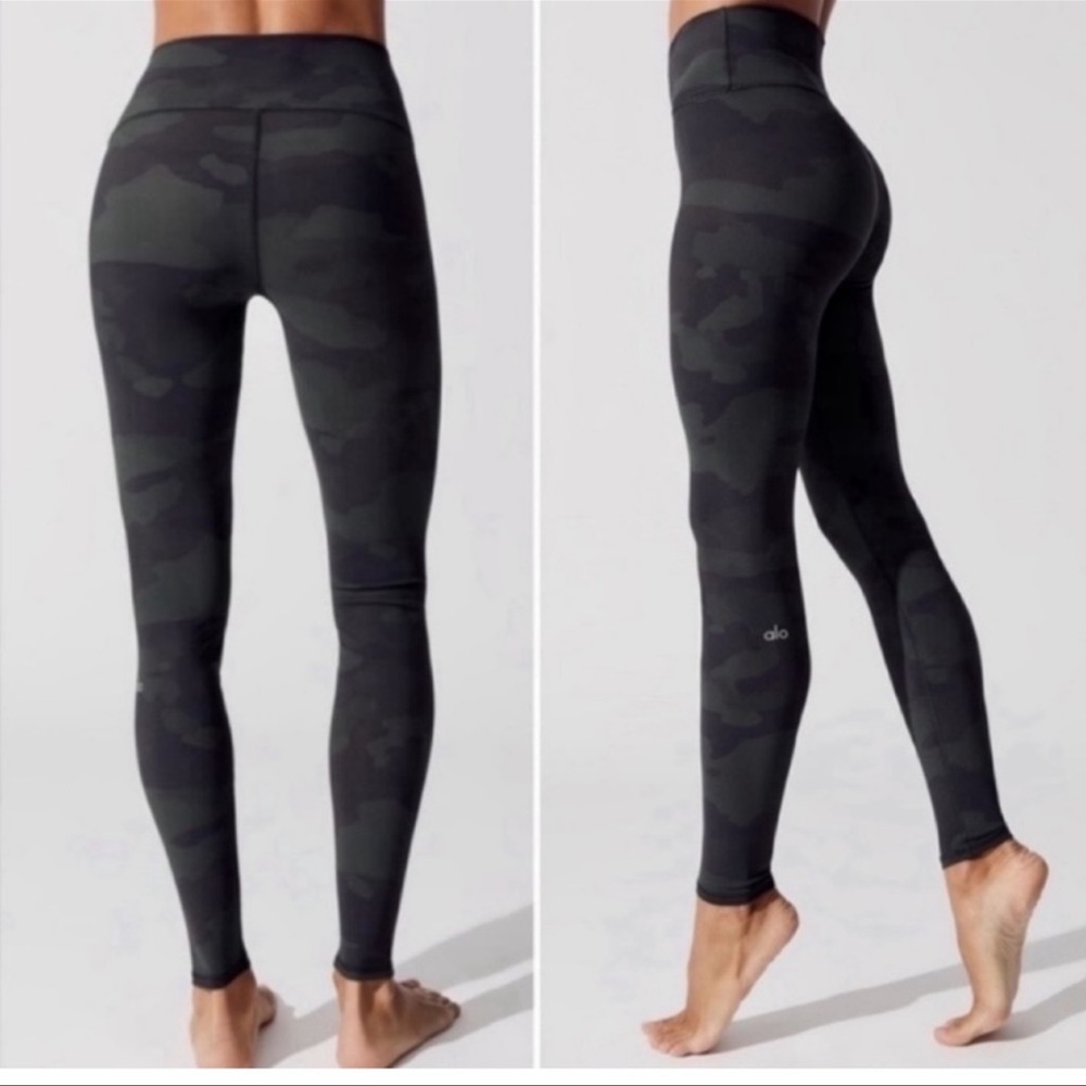 ALO YOGA Vapor Black Camo Leggings used once only, Authentic gray black